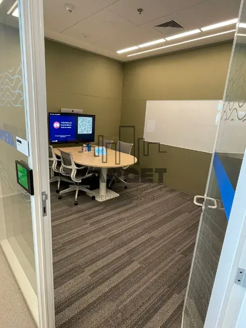 Foto 7 de Loja para alugar, 2050m2 em Pinheiros, São Paulo - SP