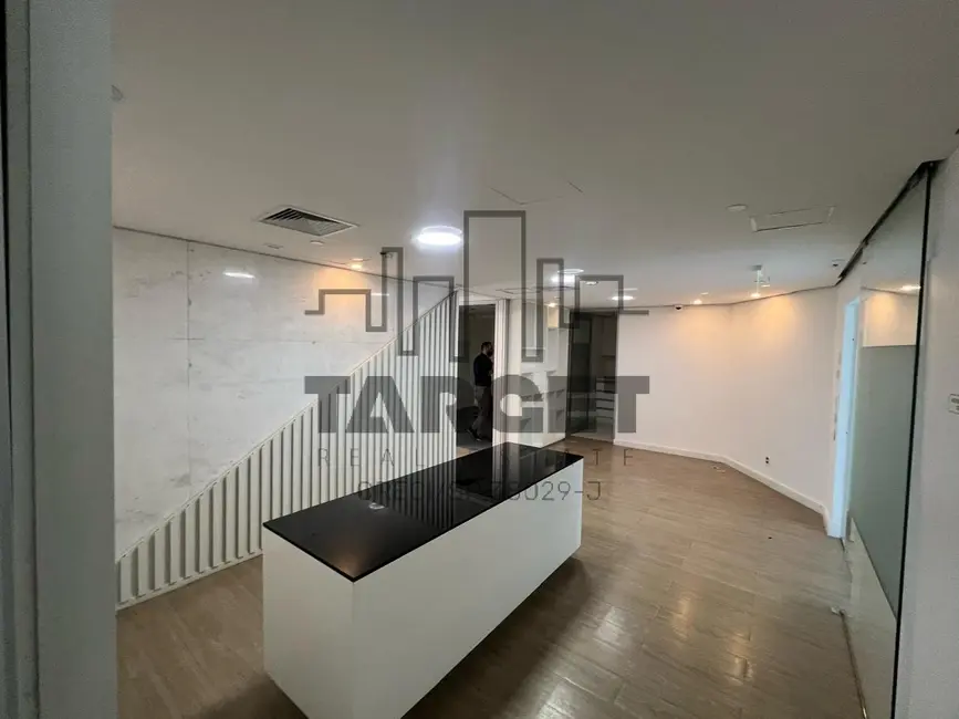 Loja para alugar, 790m2 em São Paulo - SP - imagem 2 Foto 2 de Loja para alugar, 790m2 em São Paulo - SP