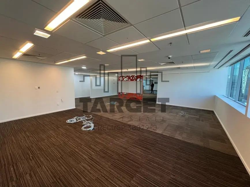 Loja para alugar, 790m2 em São Paulo - SP - imagem 1 Foto 1 de Loja para alugar, 790m2 em São Paulo - SP