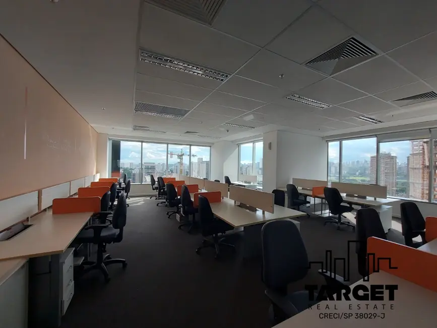 Loja à venda e para alugar, 939m2 em Vila São Francisco (Zona Sul), São Paulo - SP - imagem 3 Foto 3 de Loja à venda e para alugar, 939m2 em Vila São Francisco (Zona Sul), São Paulo - SP