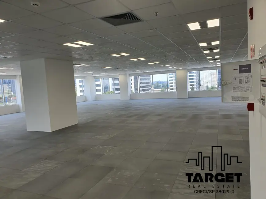 Foto 3 de Loja à venda e para alugar, 1502m2 em Barueri - SP