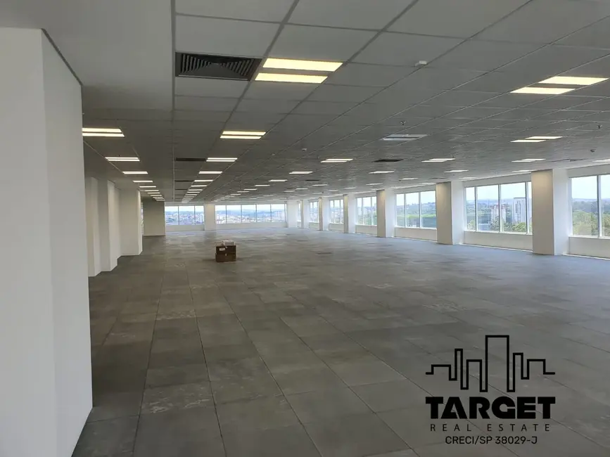 Foto 2 de Loja à venda e para alugar, 1502m2 em Barueri - SP