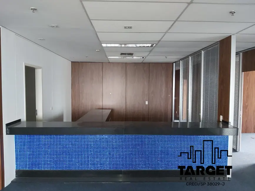 Foto 5 de Loja à venda e para alugar, 680m2 em Barueri - SP