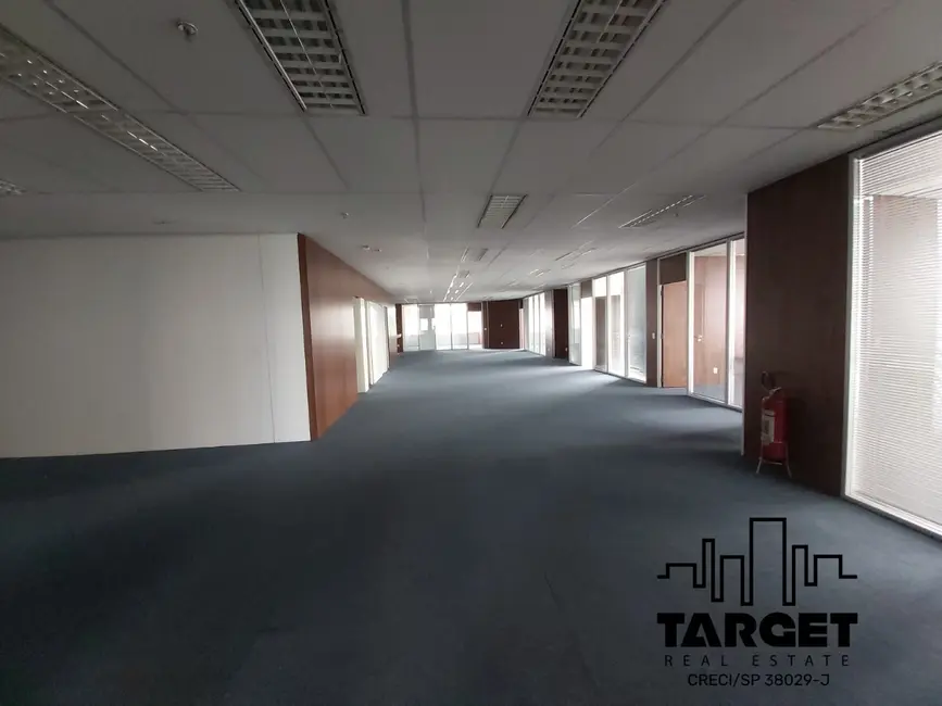 Foto 1 de Loja à venda e para alugar, 680m2 em Barueri - SP