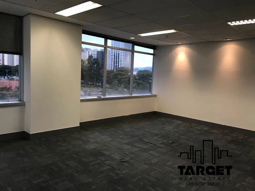 Foto 8 de Loja à venda e para alugar, 1020m2 em Barueri - SP