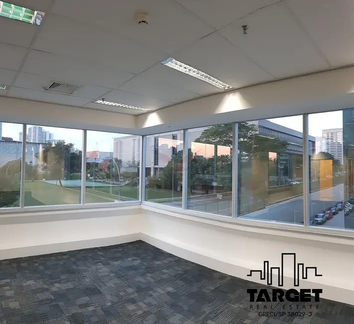 Foto 7 de Loja à venda, 107m2 em Barueri - SP