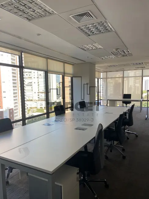 Foto 3 de Loja para alugar, 1350m2 em Vila Olímpia, São Paulo - SP