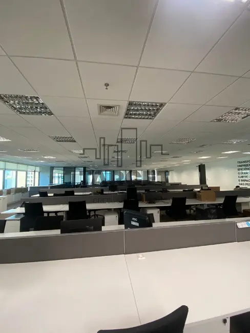 Foto 9 de Loja para alugar, 1350m2 em Vila Olímpia, São Paulo - SP
