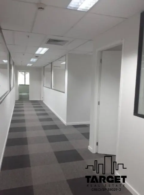 Loja à venda e para alugar, 778m2 em Pinheiros, São Paulo - SP - imagem 4 Foto 4 de Loja à venda e para alugar, 778m2 em Pinheiros, São Paulo - SP