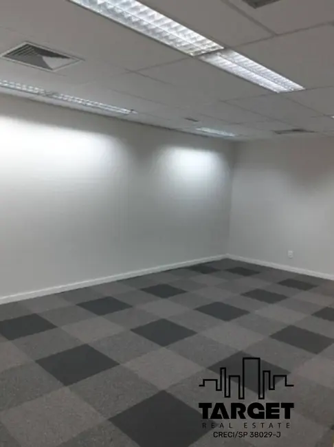 Loja à venda e para alugar, 778m2 em Pinheiros, São Paulo - SP - imagem 6 Foto 6 de Loja à venda e para alugar, 778m2 em Pinheiros, São Paulo - SP