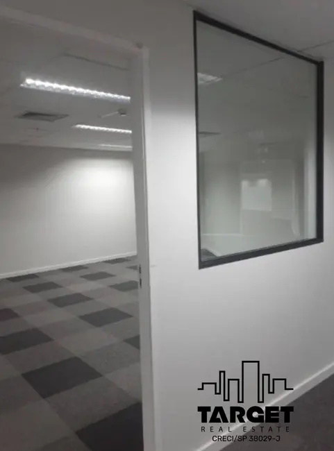 Loja à venda e para alugar, 778m2 em Pinheiros, São Paulo - SP - imagem 3 Foto 3 de Loja à venda e para alugar, 778m2 em Pinheiros, São Paulo - SP