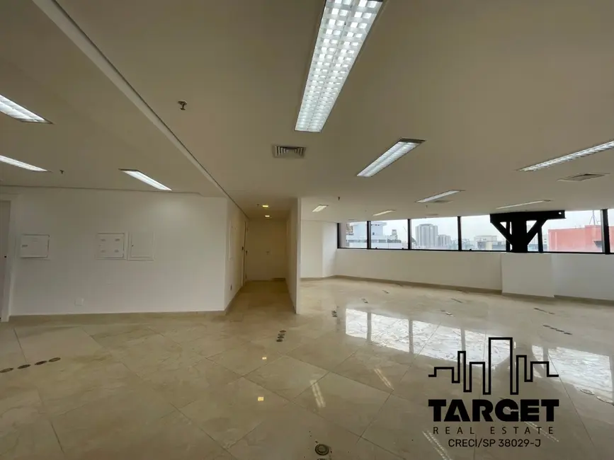 Loja à venda e para alugar, 853m2 em Jardim Europa, São Paulo - SP - imagem 7 Foto 7 de Loja à venda e para alugar, 853m2 em Jardim Europa, São Paulo - SP