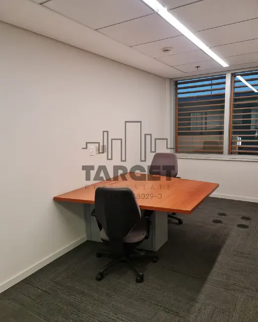 Loja à venda e para alugar, 10851m2 em Moema, São Paulo - SP - imagem 8 Foto 8 de Loja à venda e para alugar, 10851m2 em Moema, São Paulo - SP