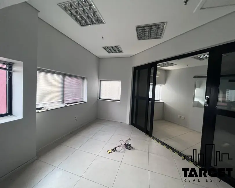 Foto 7 de Loja à venda e para alugar, 261m2 em São Paulo - SP