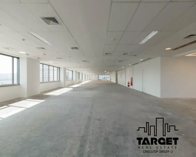 Foto 9 de Loja à venda, 880m2 em Barueri - SP