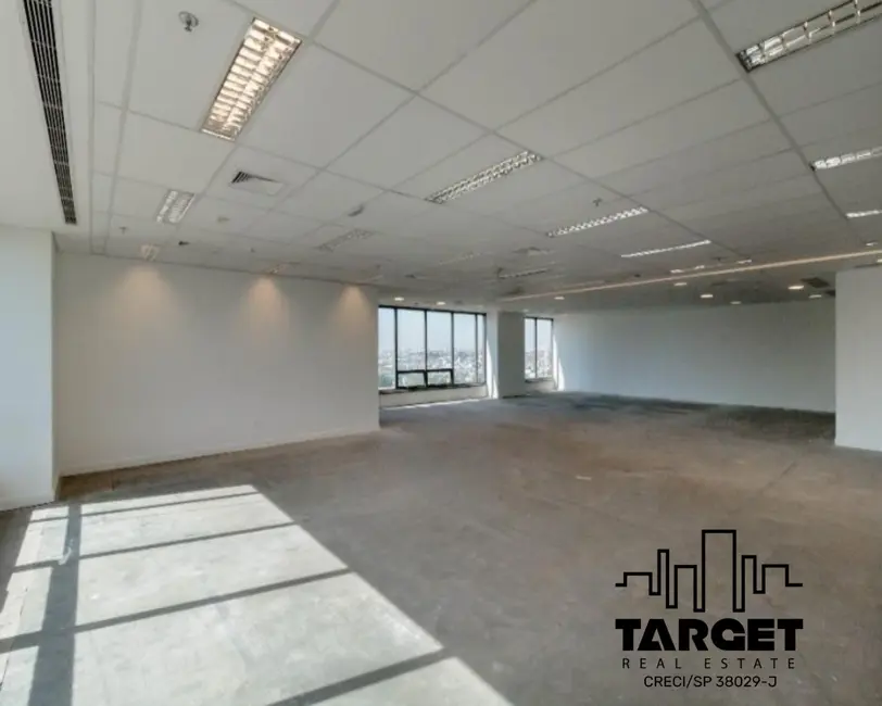 Foto 4 de Loja à venda, 880m2 em Barueri - SP