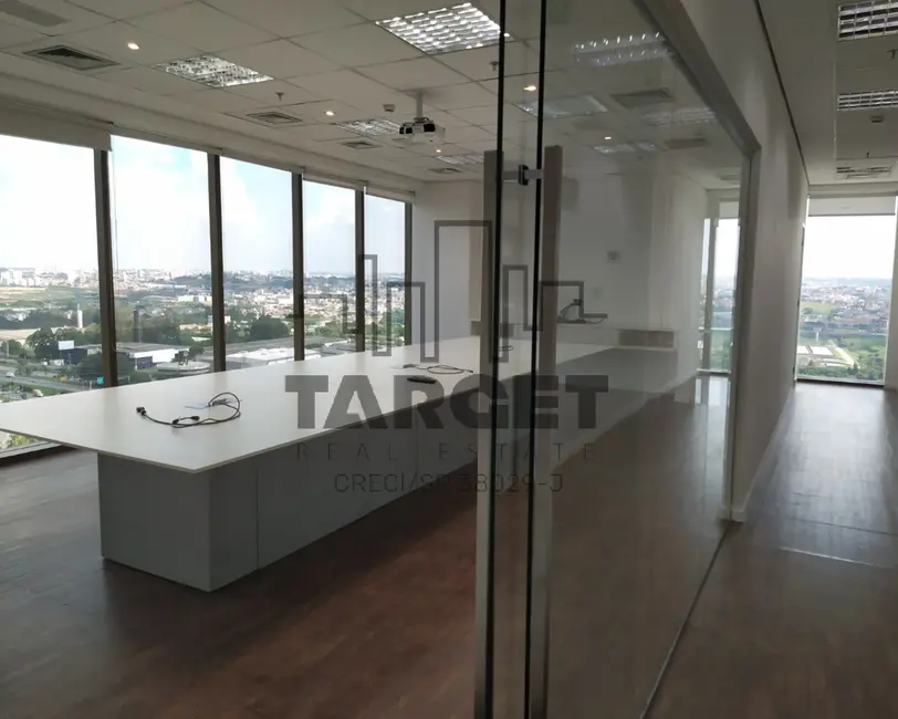 Loja à venda e para alugar, 1330m2 em Barueri - SP - imagem 6 Foto 6 de Loja à venda e para alugar, 1330m2 em Barueri - SP