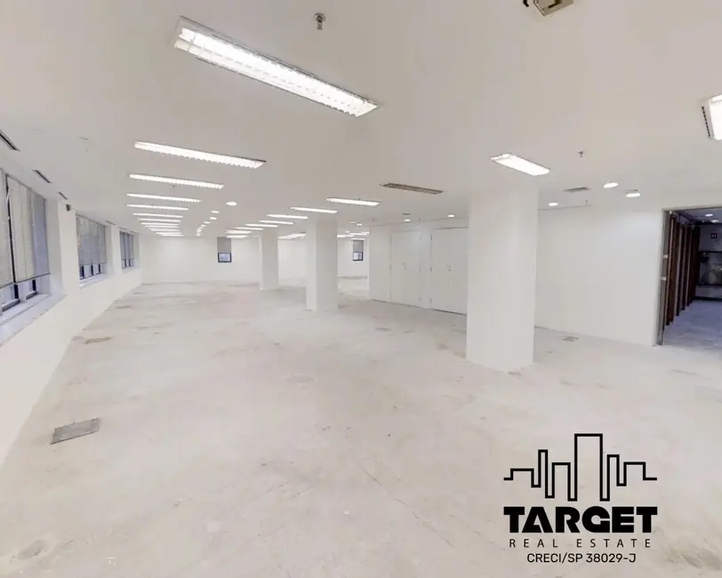 Loja para alugar, 1960m2 em Bela Vista, São Paulo - SP - imagem 1 Foto 1 de Loja para alugar, 1960m2 em Bela Vista, São Paulo - SP