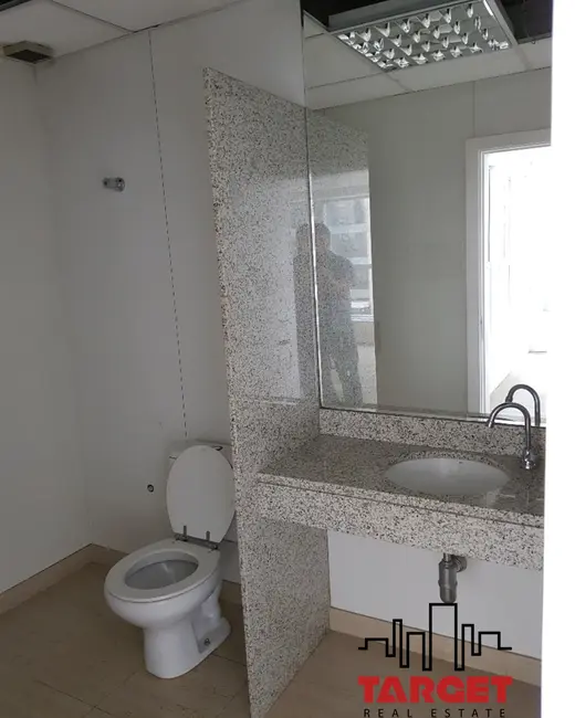 Loja à venda e para alugar, 798m2 em Vila Olímpia, São Paulo - SP - imagem 7 Foto 7 de Loja à venda e para alugar, 798m2 em Vila Olímpia, São Paulo - SP