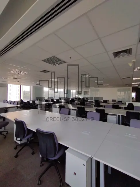 Foto 4 de Loja para alugar, 1350m2 em Vila Olímpia, São Paulo - SP