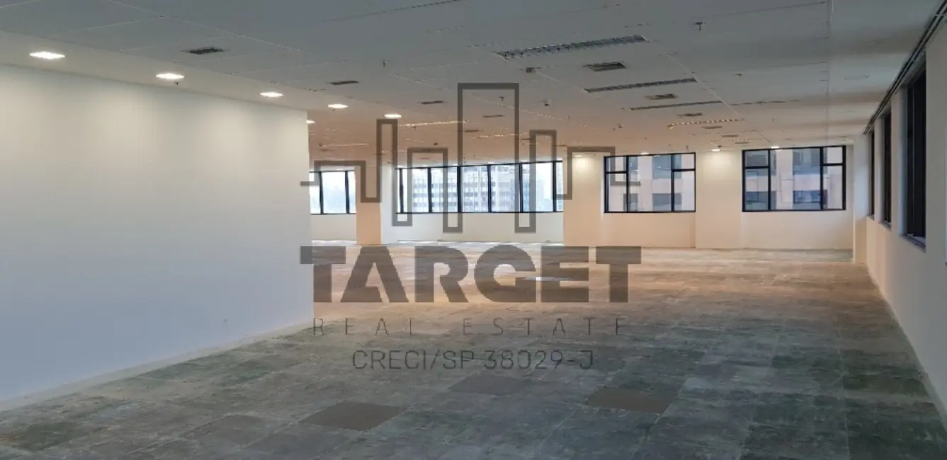 Foto 2 de Loja para alugar, 990m2 em Vila Cordeiro, São Paulo - SP