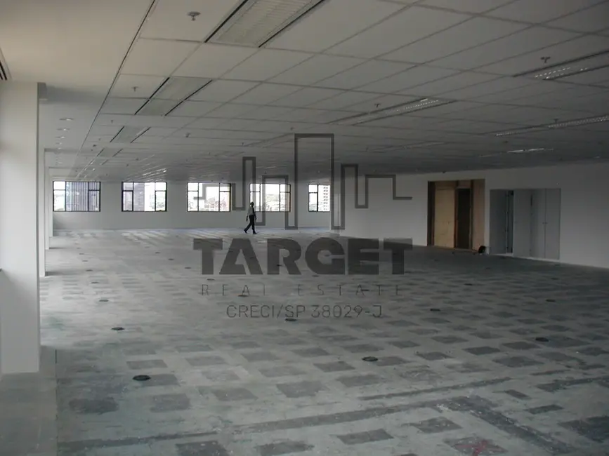 Foto 4 de Loja para alugar, 990m2 em Vila Cordeiro, São Paulo - SP