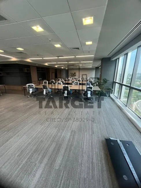 Foto 6 de Loja para alugar, 680m2 em Vila Olímpia, São Paulo - SP