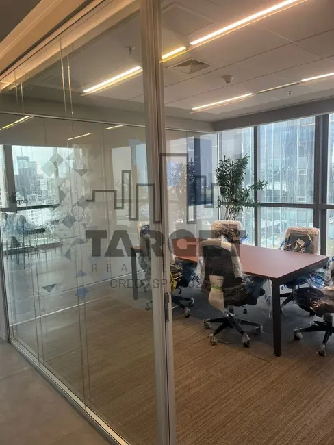 Foto 7 de Loja para alugar, 680m2 em Vila Olímpia, São Paulo - SP