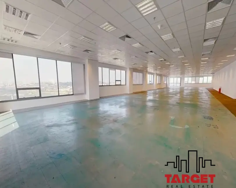 Loja à venda e para alugar, 2200m2 em Tamboré, Barueri - SP - imagem 4 Foto 4 de Loja à venda e para alugar, 2200m2 em Tamboré, Barueri - SP