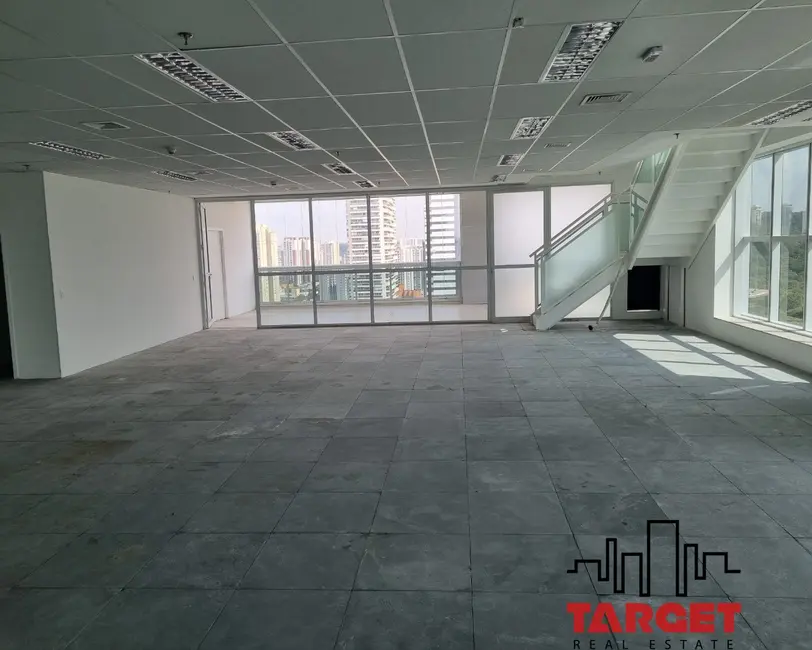 Loja à venda, 2025m2 em São Paulo - SP - imagem 4 Foto 4 de Loja à venda, 2025m2 em São Paulo - SP