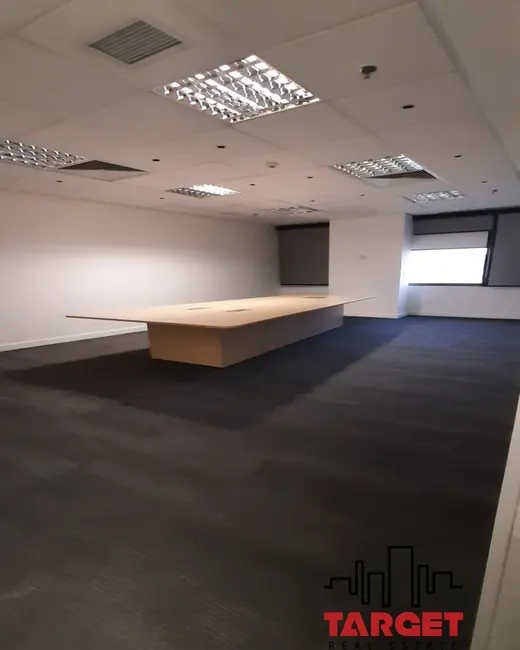 Loja à venda e para alugar, 700m2 em Tamboré, Barueri - SP - imagem 3 Foto 3 de Loja à venda e para alugar, 700m2 em Tamboré, Barueri - SP