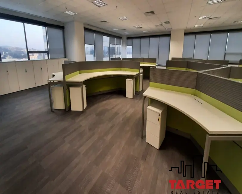 Loja à venda e para alugar, 700m2 em Tamboré, Barueri - SP - imagem 7 Foto 7 de Loja à venda e para alugar, 700m2 em Tamboré, Barueri - SP