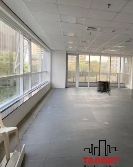 Loja à venda e para alugar, 265m2 em Jardim das Acácias, São Paulo - SP - imagem 8 Foto 8 de Loja à venda e para alugar, 265m2 em Jardim das Acácias, São Paulo - SP