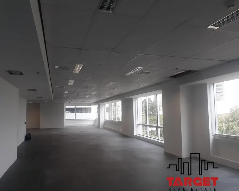 Loja à venda e para alugar, 485m2 em Barueri - SP - imagem 3 Foto 3 de Loja à venda e para alugar, 485m2 em Barueri - SP