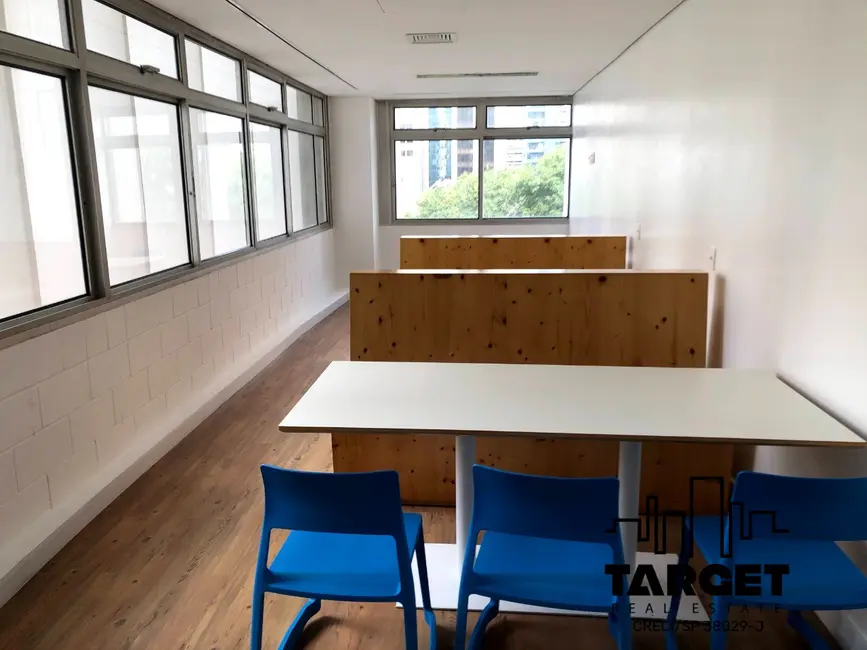 Loja à venda e para alugar, 940m2 em São Paulo - SP - imagem 6 Foto 6 de Loja à venda e para alugar, 940m2 em São Paulo - SP