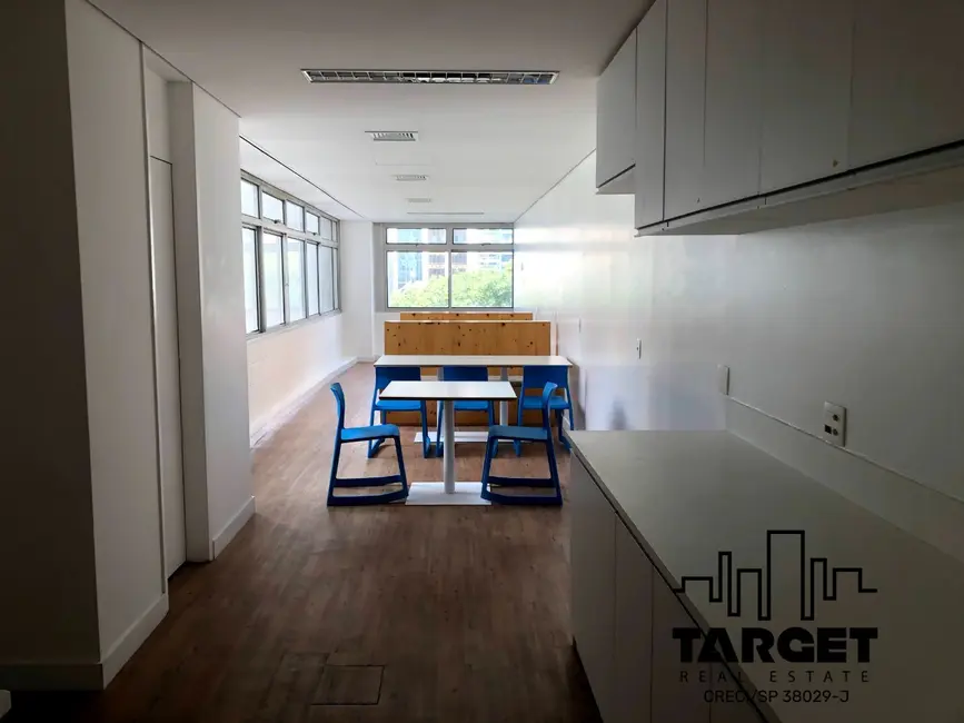 Loja à venda e para alugar, 940m2 em São Paulo - SP - imagem 7 Foto 7 de Loja à venda e para alugar, 940m2 em São Paulo - SP