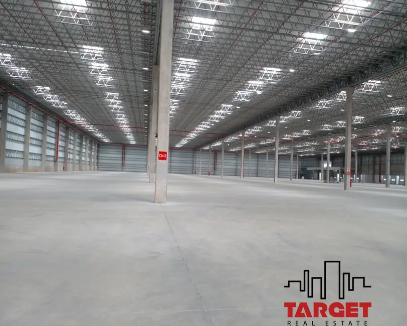 Armazém / Galpão à venda e para alugar, 6700m2 em Área Rural de Cajamar, Cajamar - SP - imagem 9 Foto 9 de Armazém / Galpão à venda e para alugar, 6700m2 em Área Rural de Cajamar, Cajamar - SP