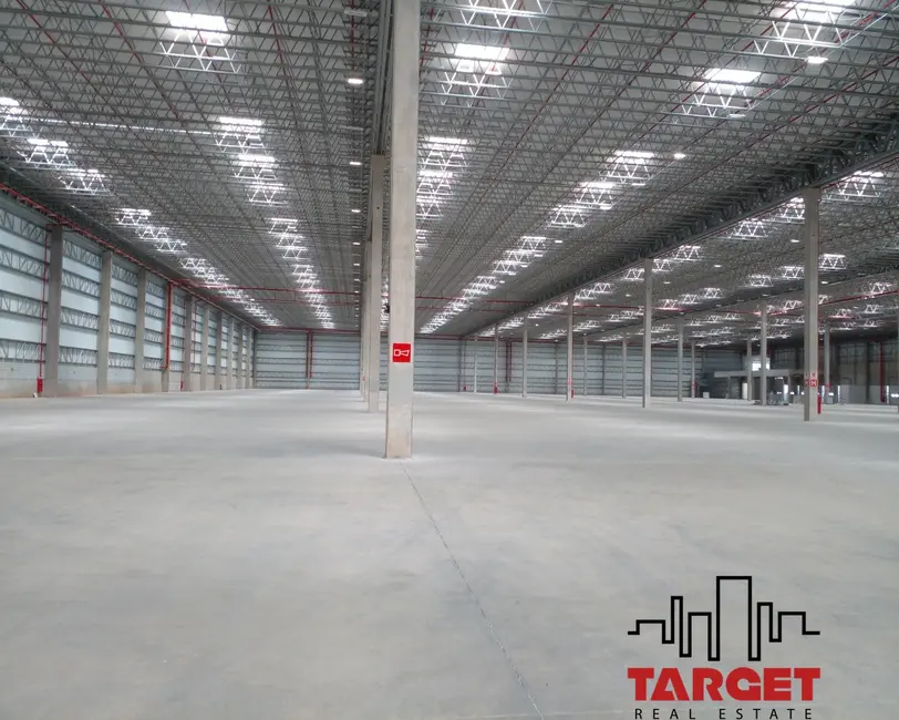 Armazém / Galpão à venda e para alugar, 6700m2 em Área Rural de Cajamar, Cajamar - SP - imagem 4 Foto 4 de Armazém / Galpão à venda e para alugar, 6700m2 em Área Rural de Cajamar, Cajamar - SP