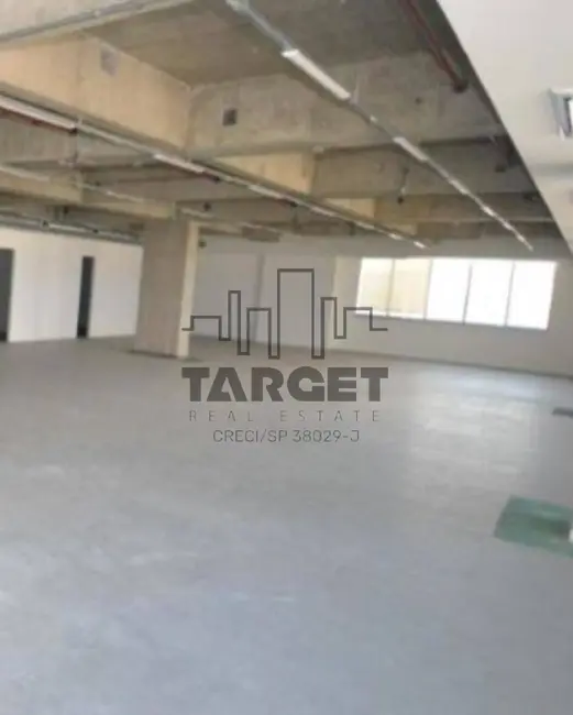 Foto 9 de Loja para alugar, 1038m2 em Barueri - SP
