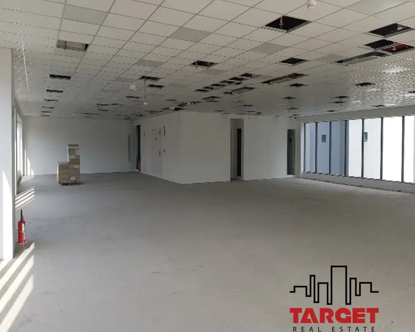 Loja à venda e para alugar, 650m2 em Vila Olímpia, São Paulo - SP - imagem 4 Foto 4 de Loja à venda e para alugar, 650m2 em Vila Olímpia, São Paulo - SP