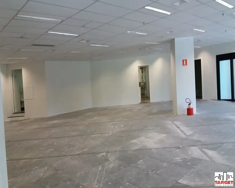 Loja à venda e para alugar, 737m2 em São Paulo - SP - imagem 5 Foto 5 de Loja à venda e para alugar, 737m2 em São Paulo - SP