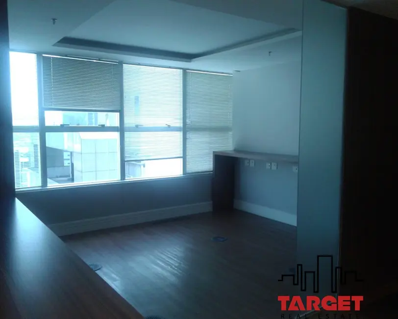 Loja à venda e para alugar, 770m2 em Vila Olímpia, São Paulo - SP - imagem 9 Foto 9 de Loja à venda e para alugar, 770m2 em Vila Olímpia, São Paulo - SP