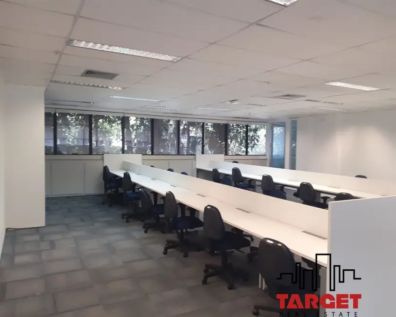 Loja para alugar, 985m2 em São Paulo - SP - imagem 3 Foto 3 de Loja para alugar, 985m2 em São Paulo - SP