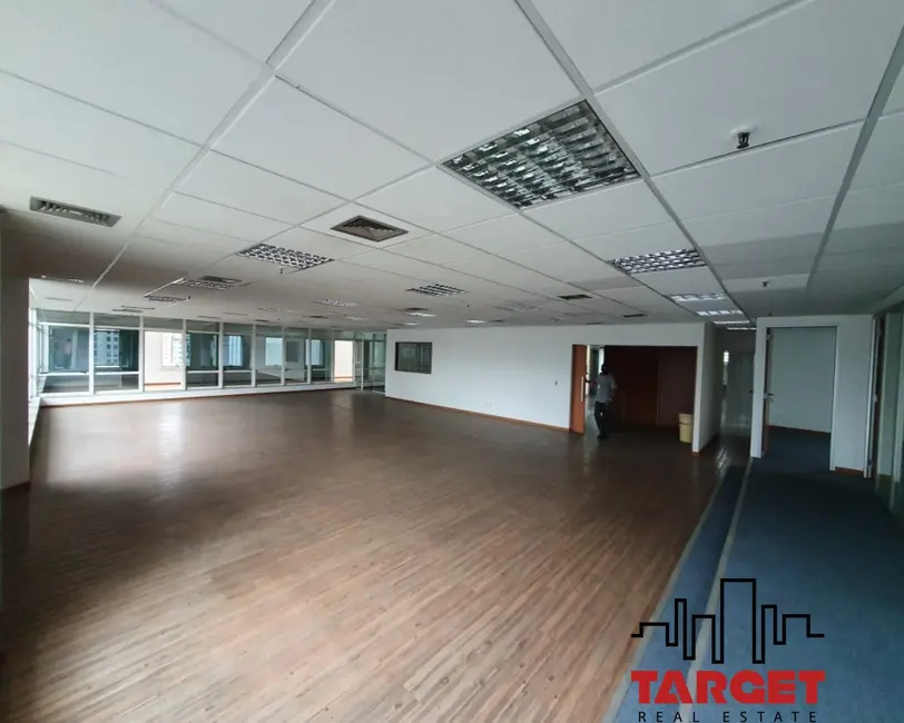 Loja à venda e para alugar, 415m2 em Vila Olímpia, São Paulo - SP - imagem 5 Foto 5 de Loja à venda e para alugar, 415m2 em Vila Olímpia, São Paulo - SP
