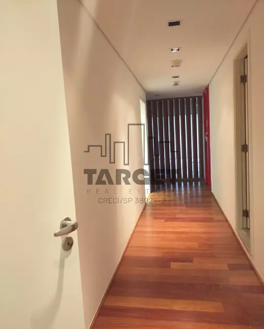 Loja para alugar, 1000m2 em São Paulo - SP - imagem 1 Foto 1 de Loja para alugar, 1000m2 em São Paulo - SP