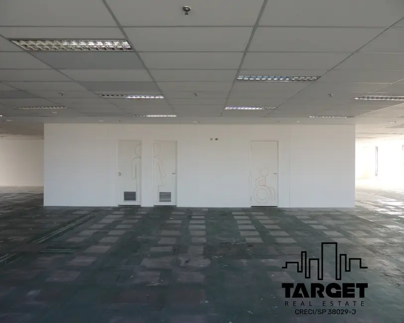 Loja para alugar, 680m2 em Barueri - SP - imagem 2 Foto 2 de Loja para alugar, 680m2 em Barueri - SP