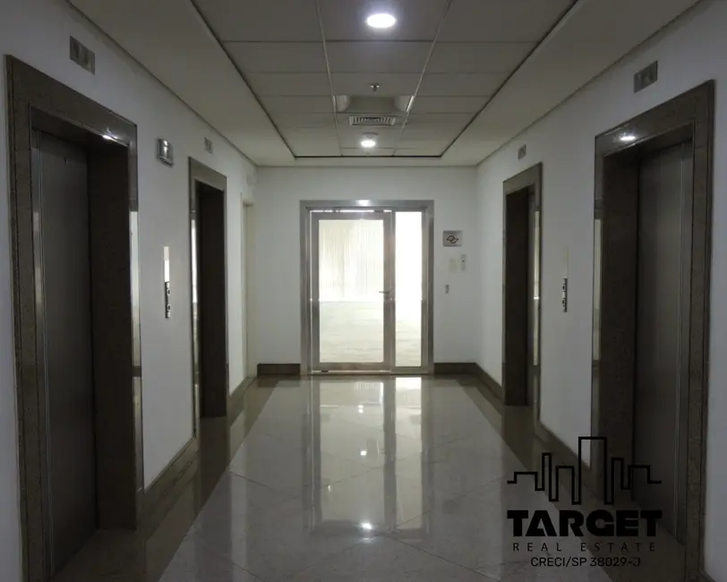 Loja para alugar, 680m2 em Barueri - SP - imagem 6 Foto 6 de Loja para alugar, 680m2 em Barueri - SP