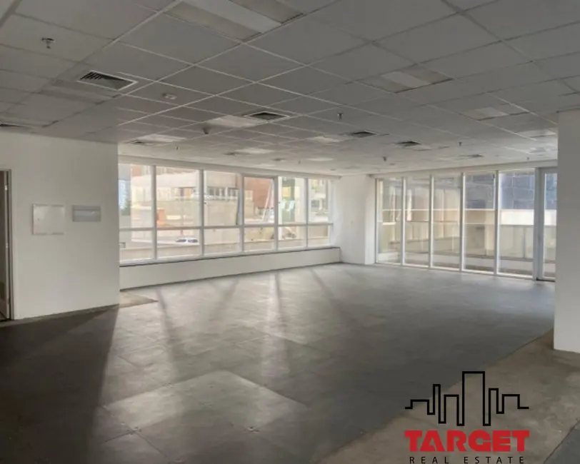 Loja para alugar, 400m2 em Jardim das Acácias, São Paulo - SP - imagem 2 Foto 2 de Loja para alugar, 400m2 em Jardim das Acácias, São Paulo - SP