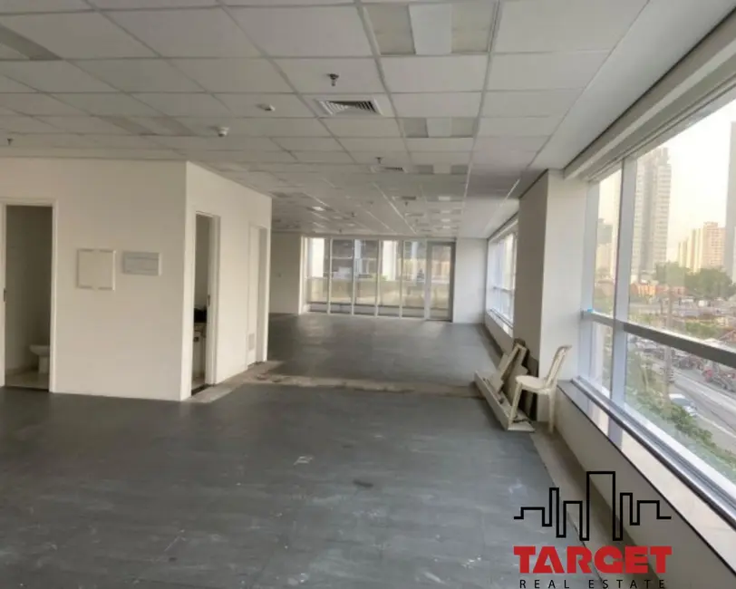 Loja para alugar, 400m2 em Jardim das Acácias, São Paulo - SP - imagem 4 Foto 4 de Loja para alugar, 400m2 em Jardim das Acácias, São Paulo - SP