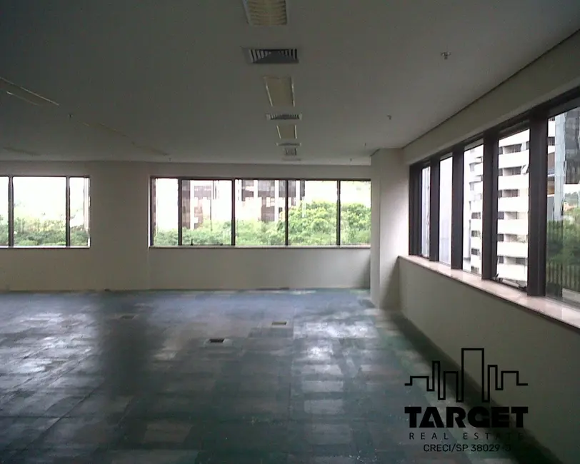 Loja para alugar, 500m2 em São Paulo - SP - imagem 8 Foto 8 de Loja para alugar, 500m2 em São Paulo - SP